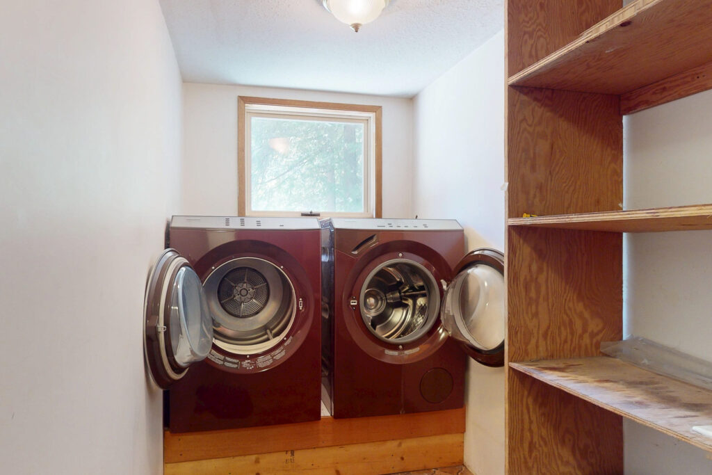 1661 Fulford-Ganges Road_Ian Brown_Coastline Photography-19