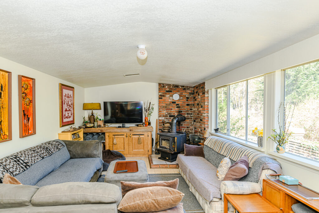 1661 Fulford-Ganges Road_Ian Brown_Coastline Photography-26