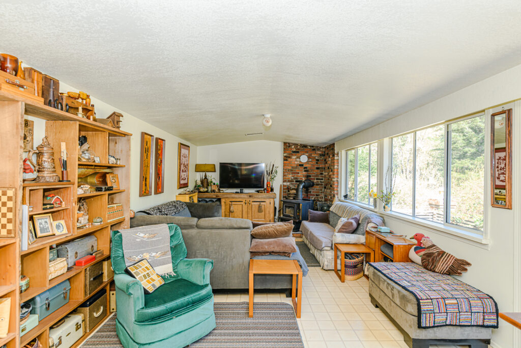 1661 Fulford-Ganges Road_Ian Brown_Coastline Photography-27