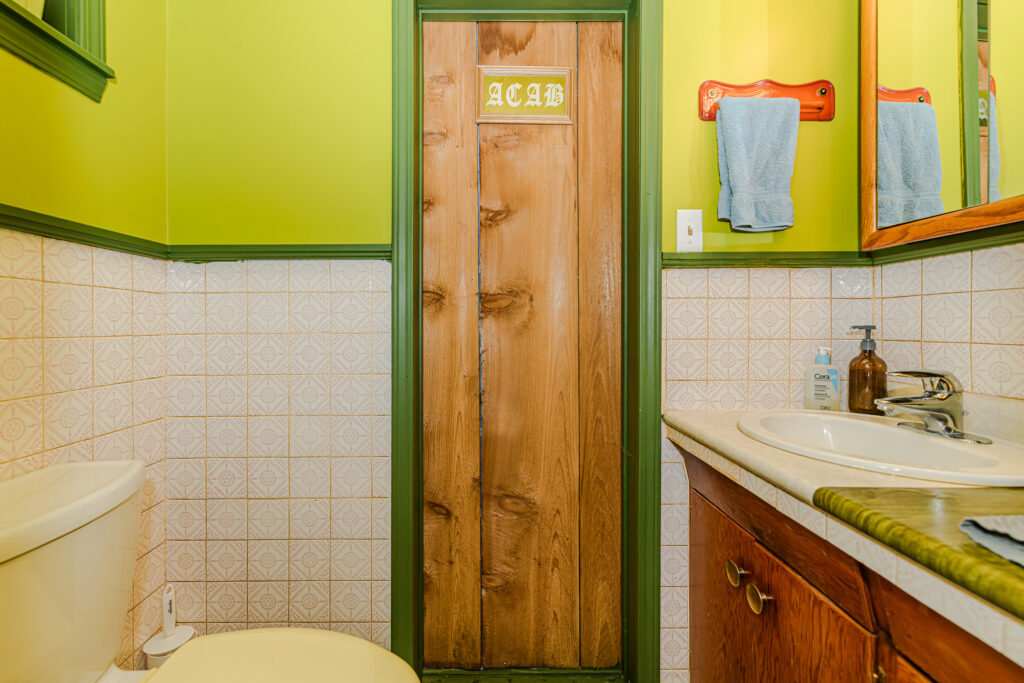 1661 Fulford-Ganges Road_Ian Brown_Coastline Photography-33