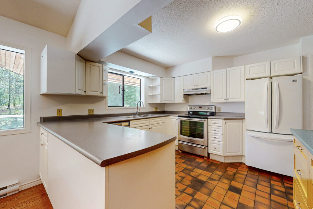 1661 Fulford-Ganges Road_Ian Brown_Coastline Photography-4