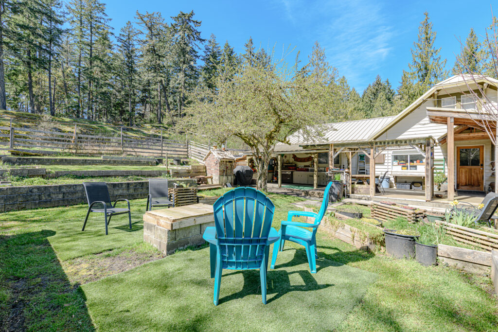 1661 Fulford-Ganges Road_Ian Brown_Coastline Photography-40