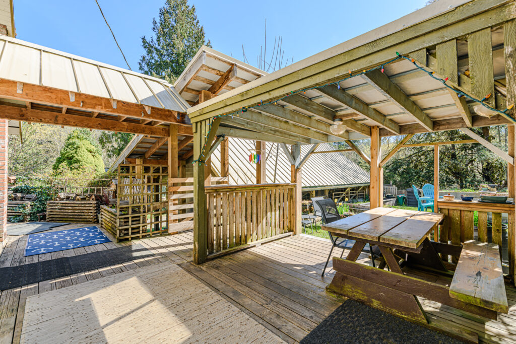 1661 Fulford-Ganges Road_Ian Brown_Coastline Photography-43